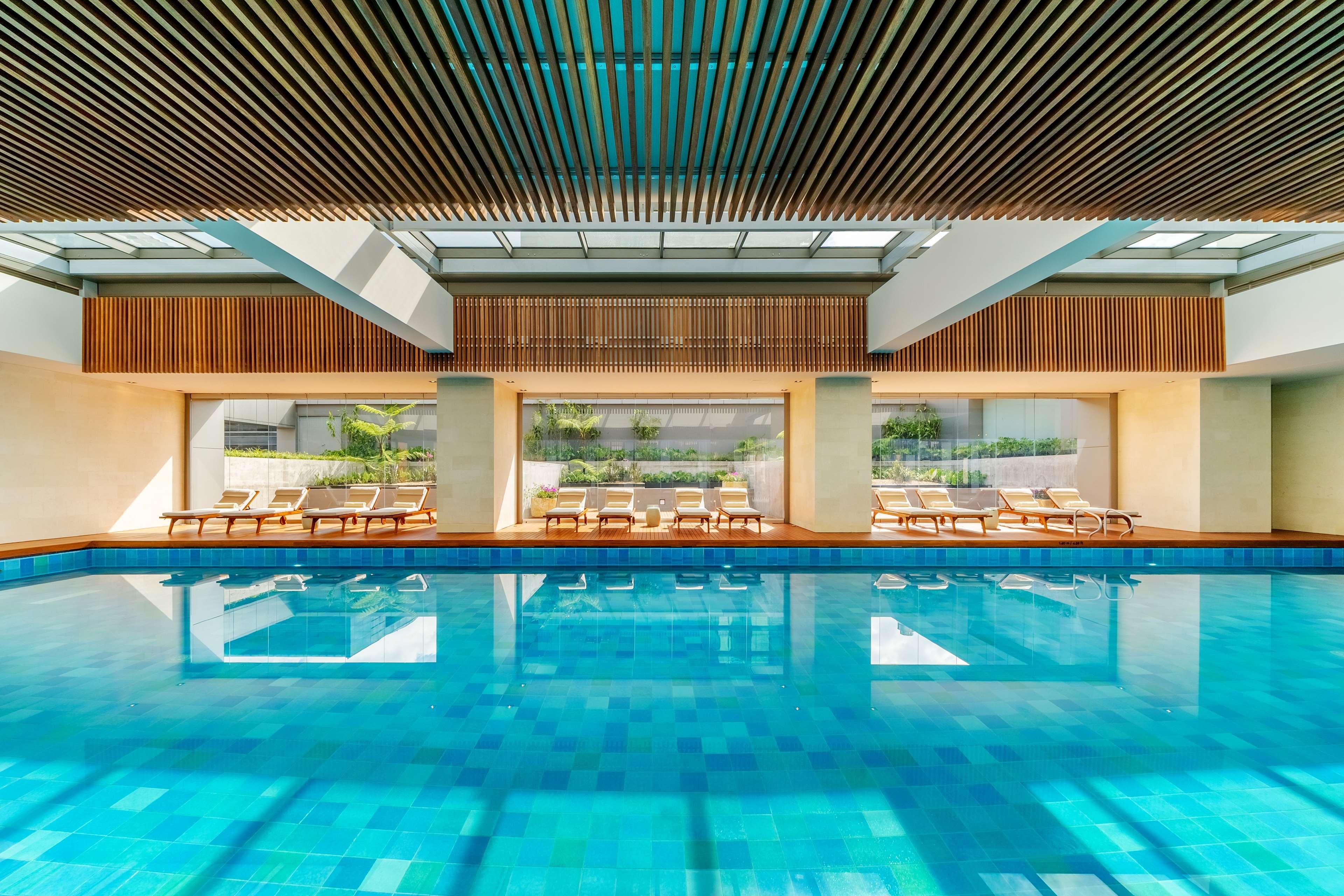 Grand Hyatt Bogota Hotel Exterior foto The swimming pool at the Westin