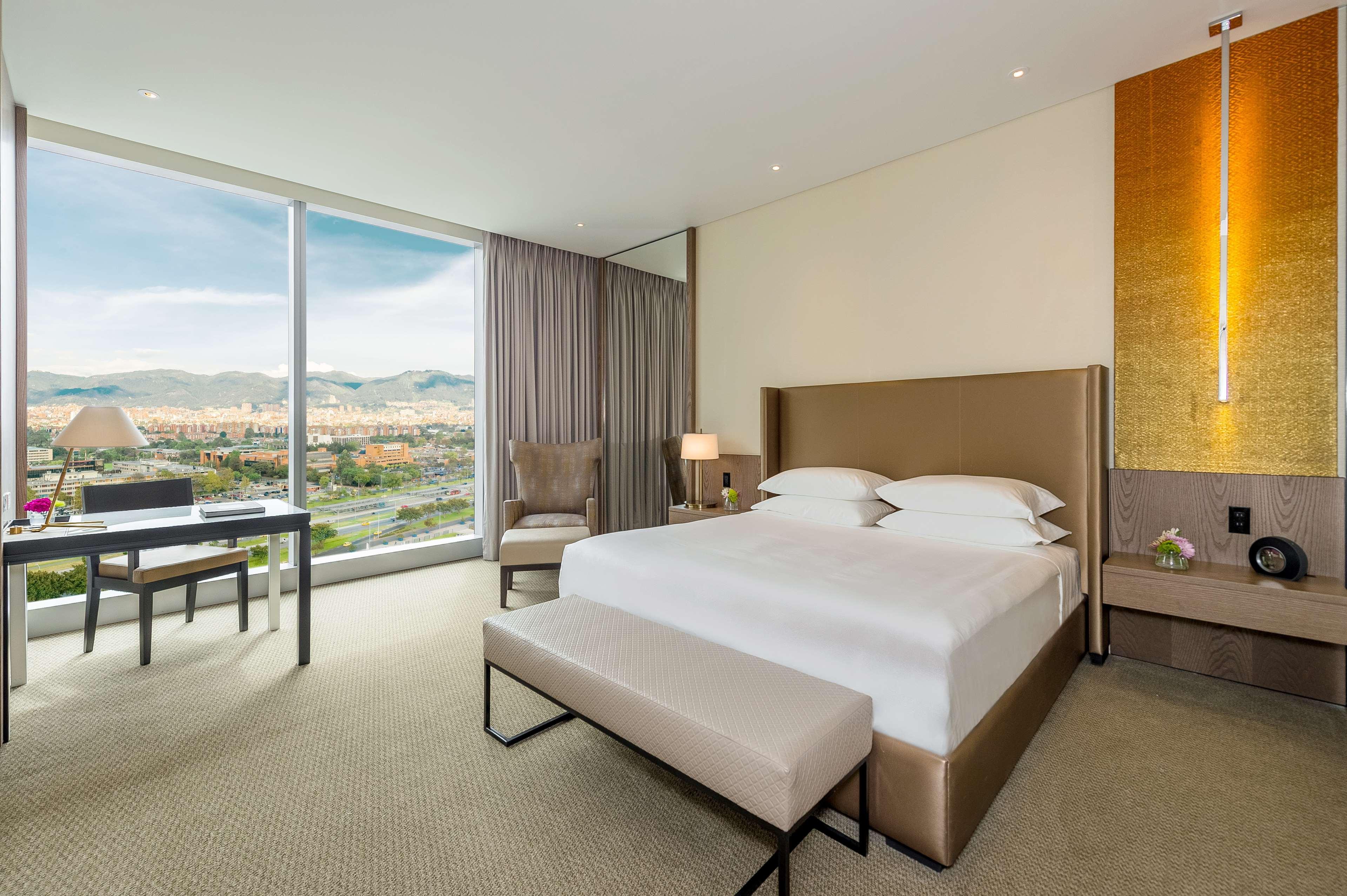 Grand Hyatt Bogota Hotel Exterior foto Deluxe Room