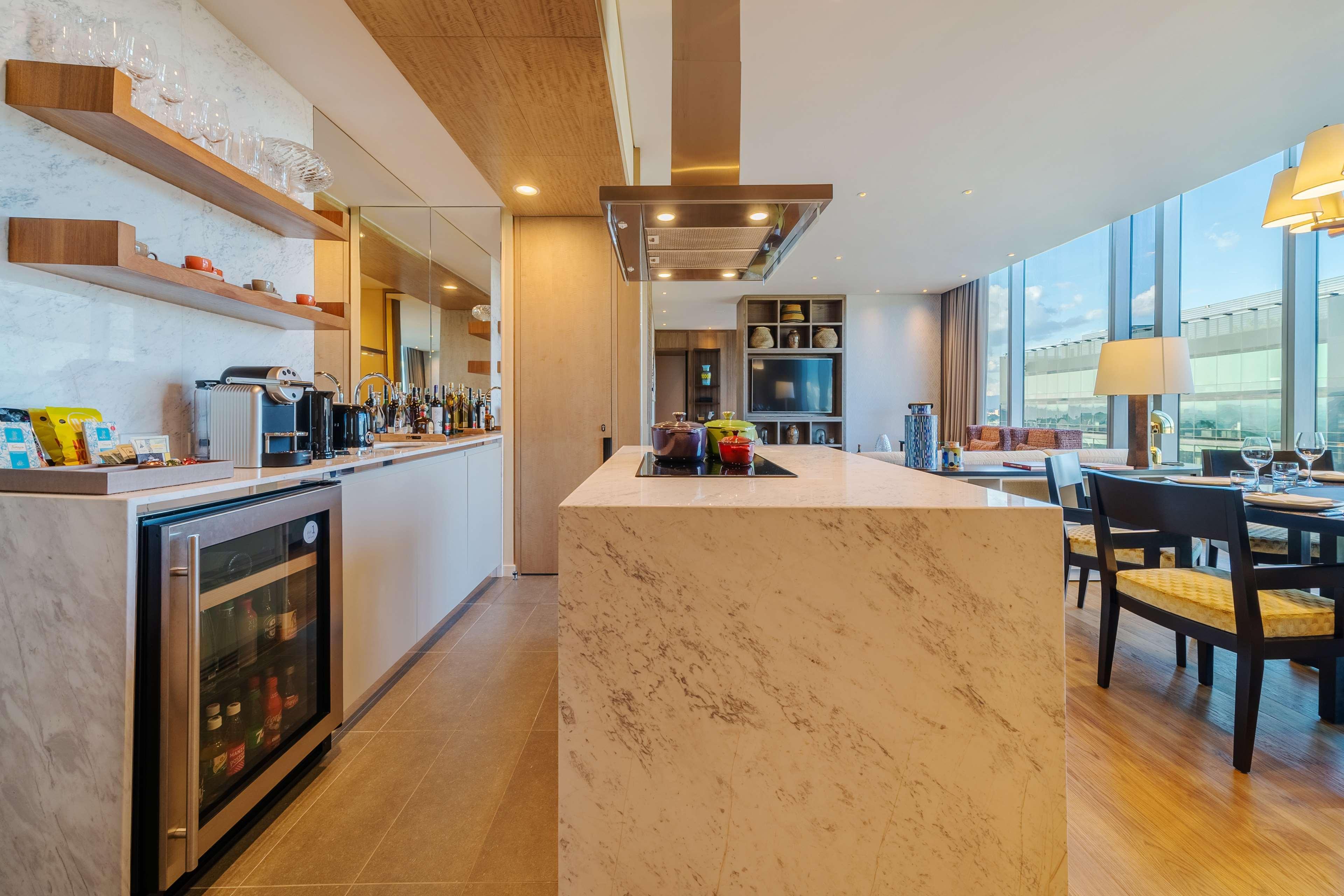 Grand Hyatt Bogota Hotel Exterior foto A kitchen in a private residence