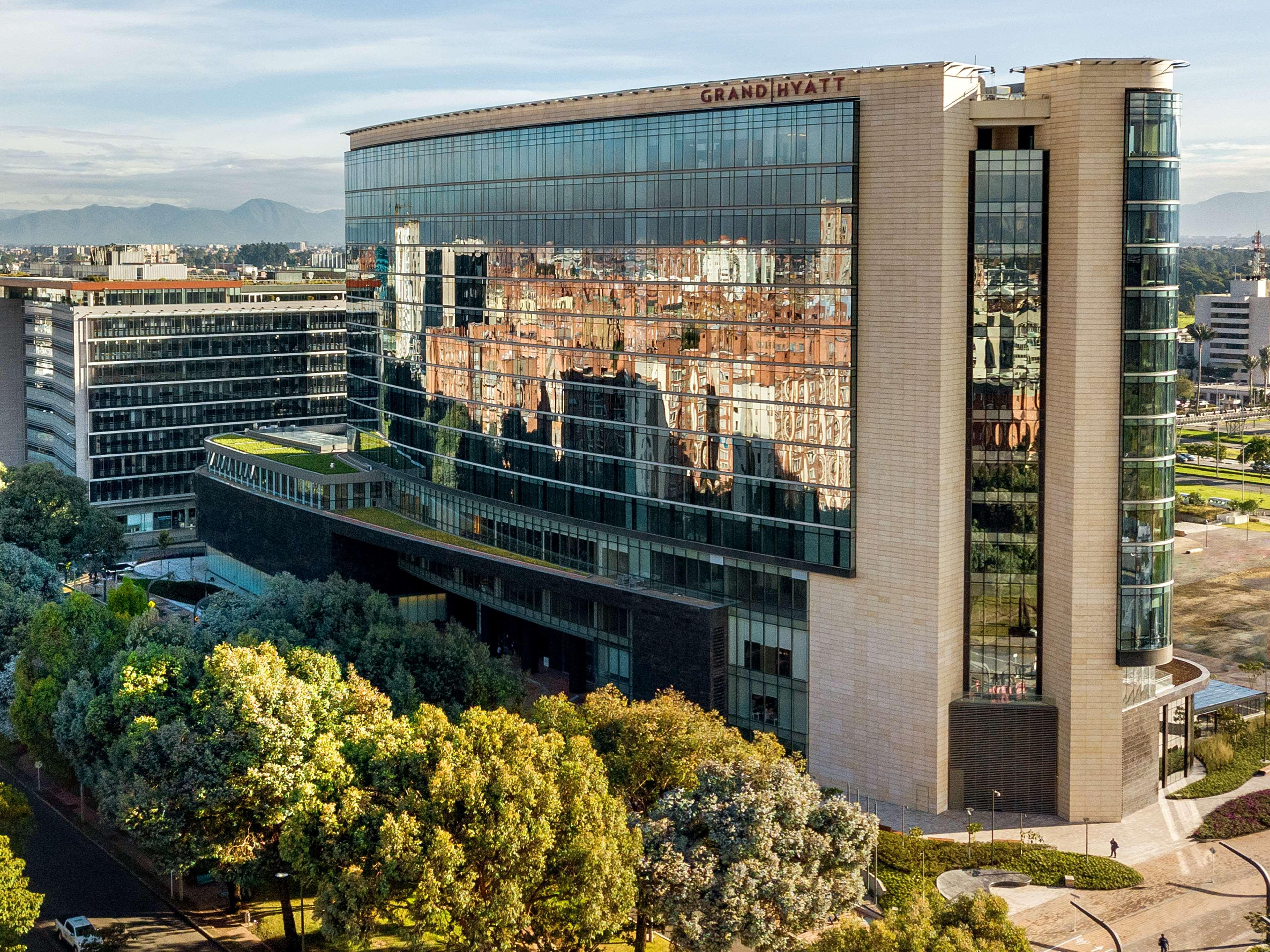 Grand Hyatt Bogota Hotel Exterior foto The headquarters of the company in Madrid
